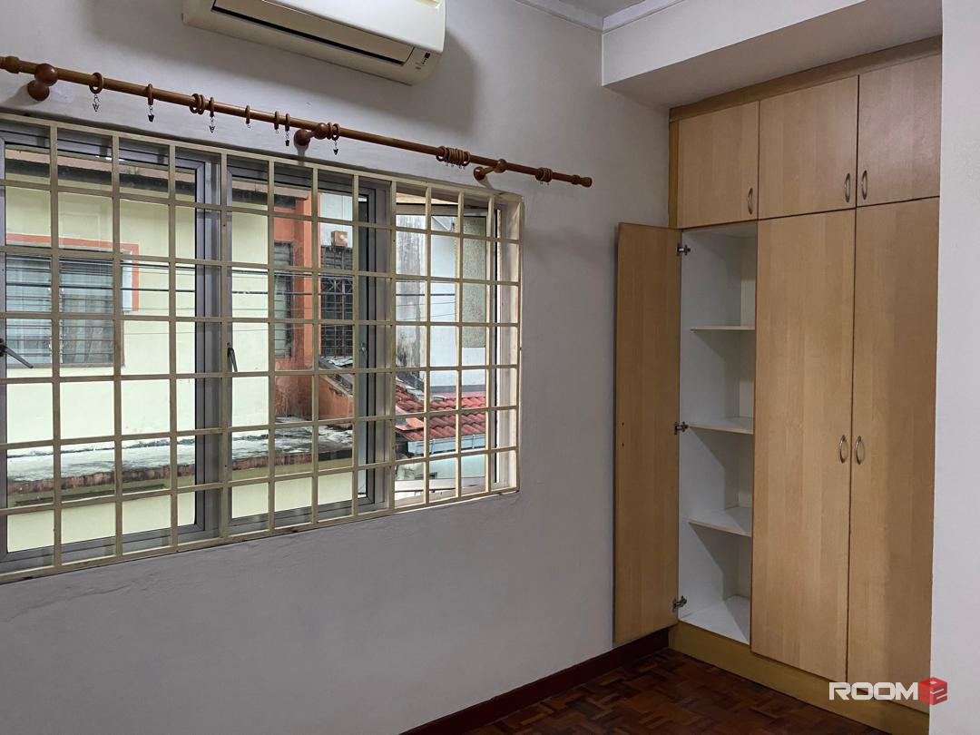 Pet Friendly Room + "Private" Bathroom + Free Carpark