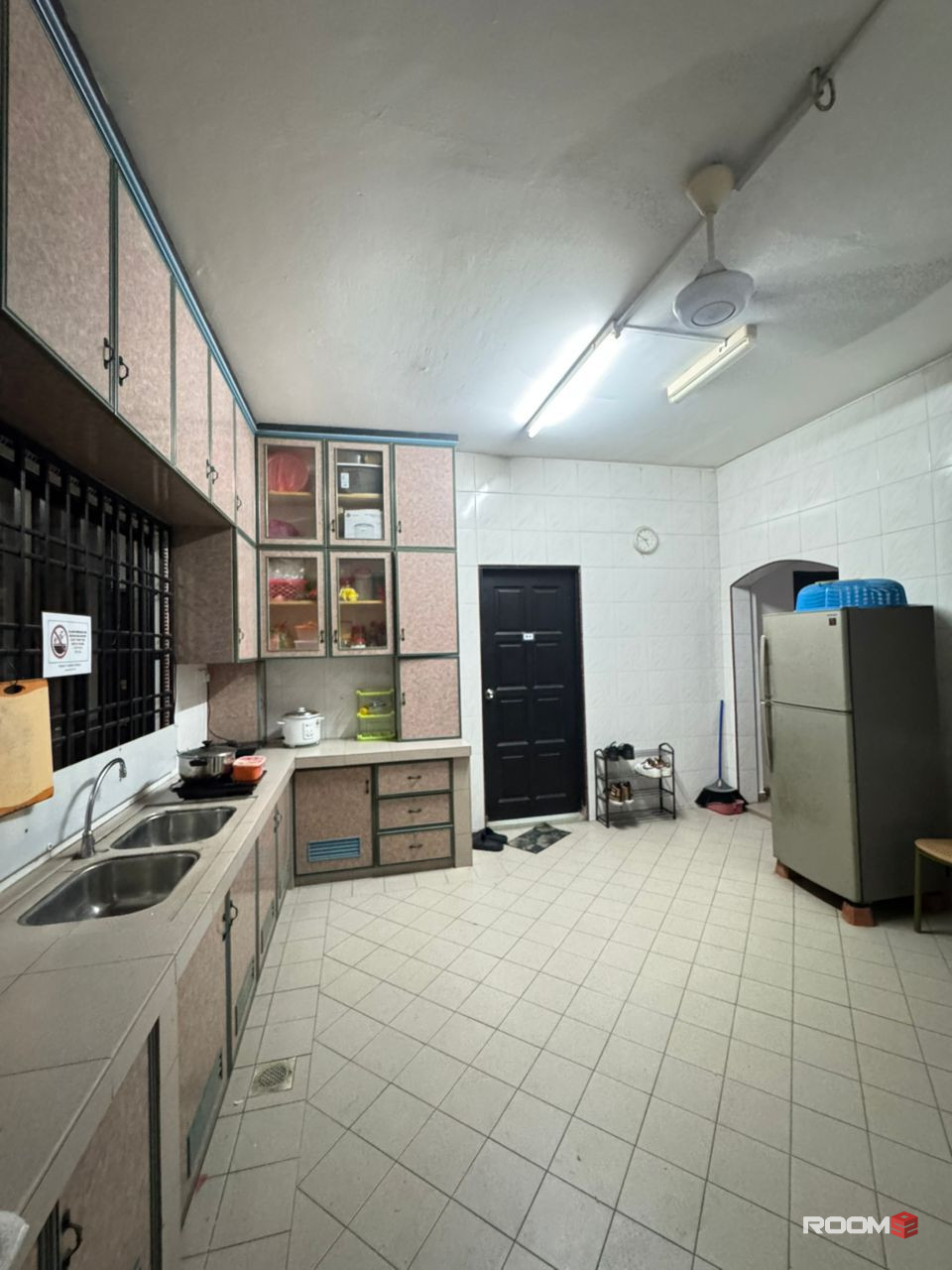 🚶‍♂️5 min to CIQ😎 Fully furnished, private bathroom, zero deposit – Perfect for you! 🏡