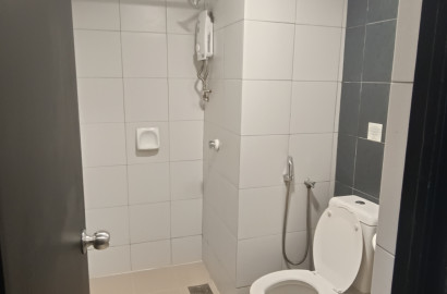 🔑 Suria City Co-Living 🌇 Fast WiFi ⚡ NearCIQ & Stulang 🏝️