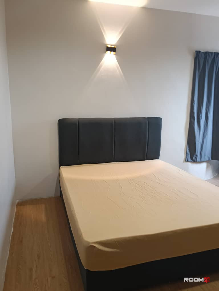 🔥1 KM to CIQ 🔥| SUPER easy commute😎 🌟Affordable, cozy & perfect room for Singapore workers🌟