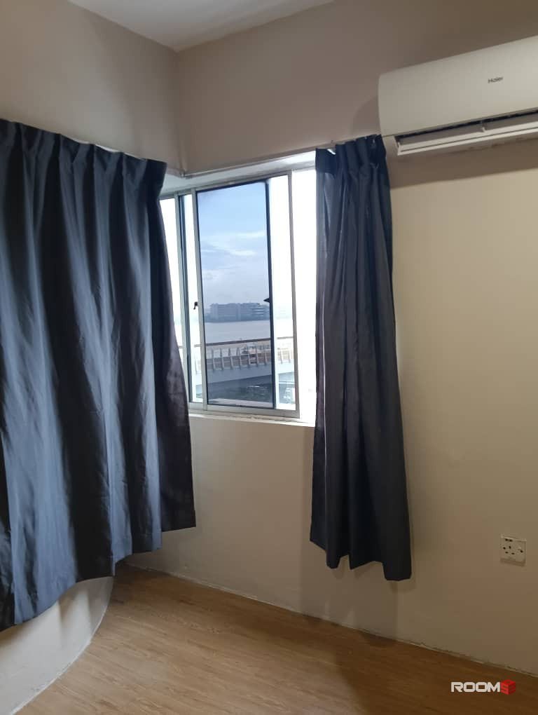 🔥1 KM to CIQ 🔥| SUPER easy commute😎 🌟Affordable, cozy & perfect room for Singapore workers🌟