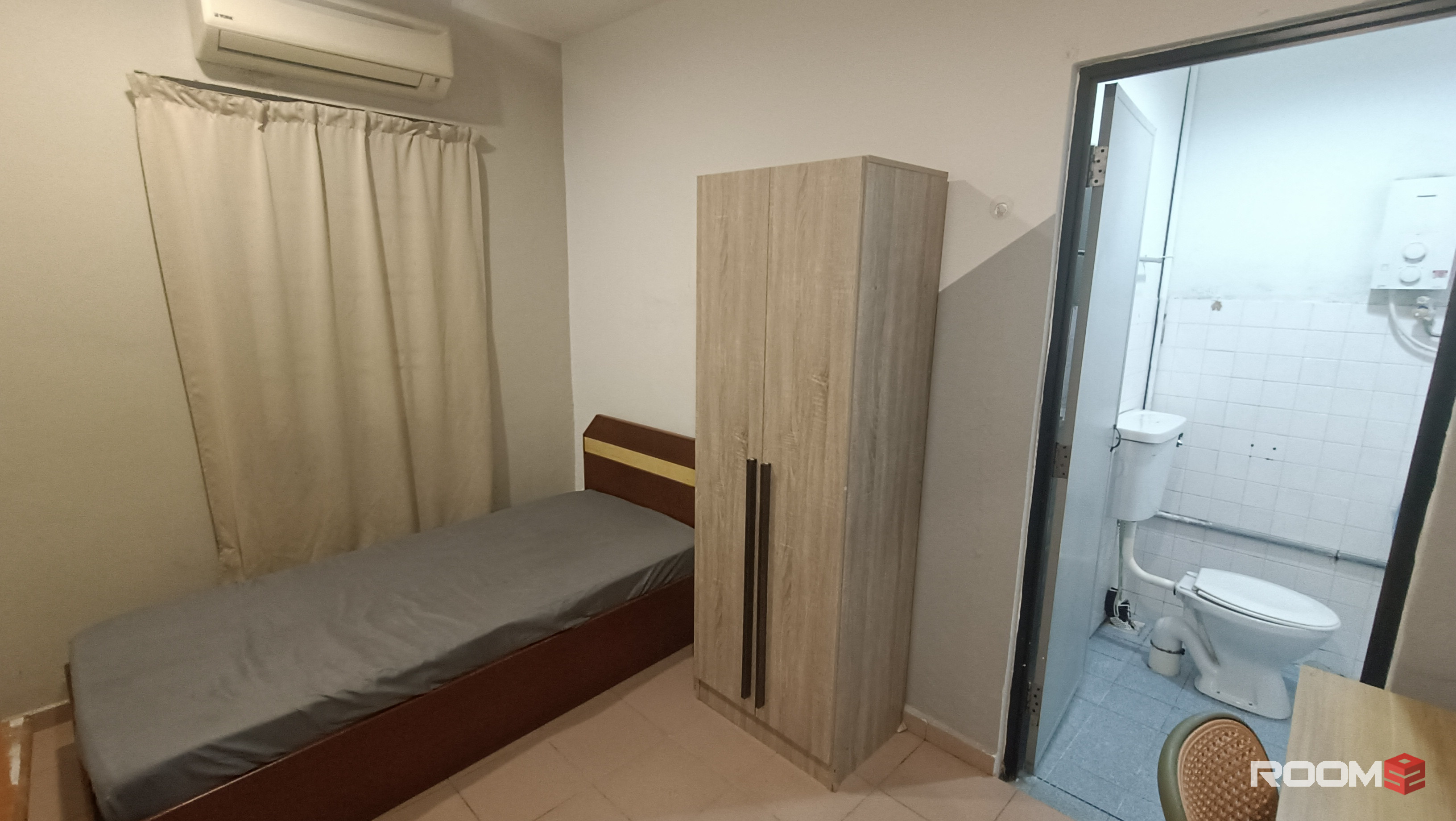 💥 Zero Deposit Offer 🎁 Private Bath 🚿 5min to Customs 🌉