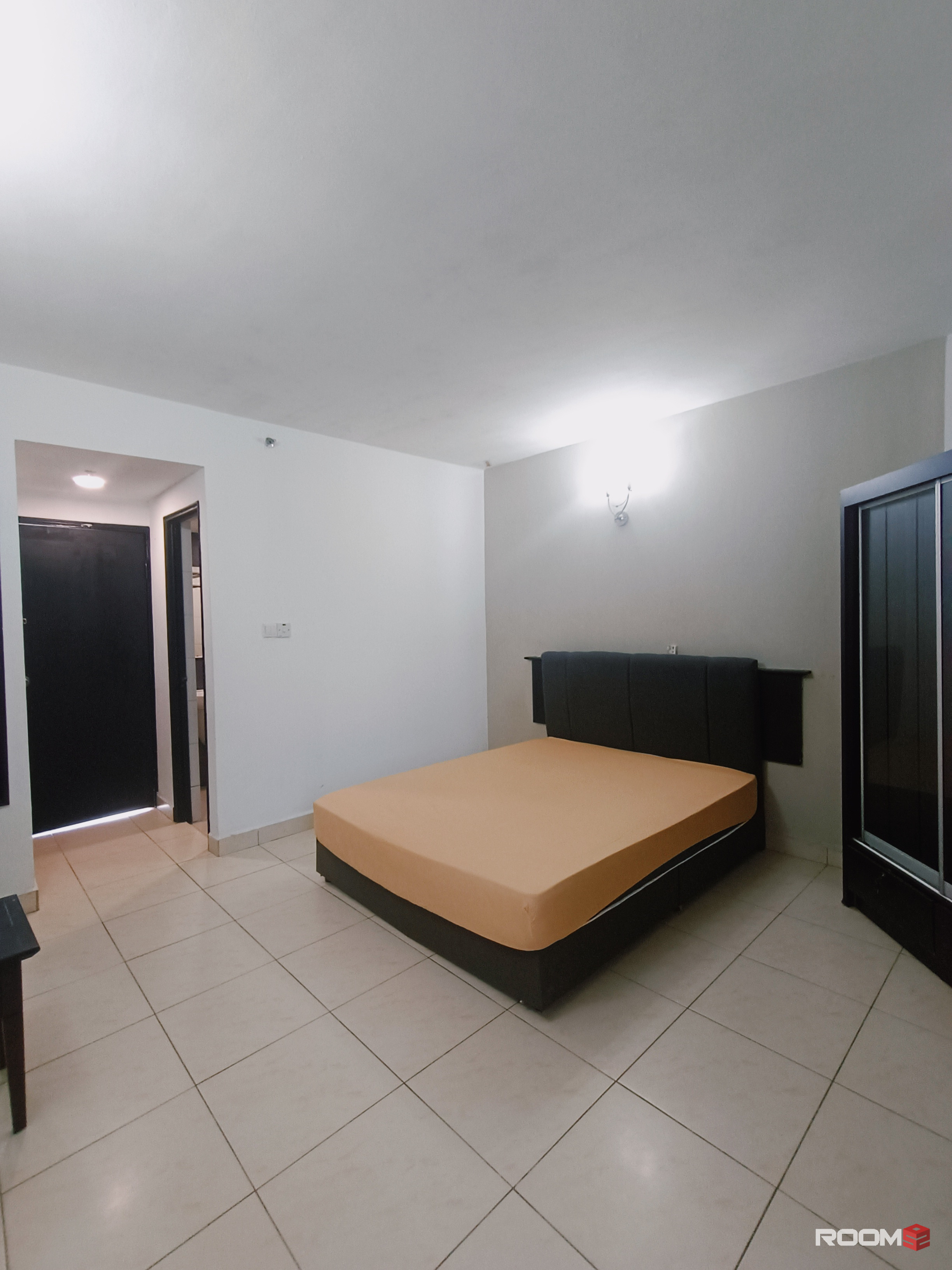 🏨 Hotel Vibes Room | Zero Deposit + Wifi 🌐 Walking Distance CIQ