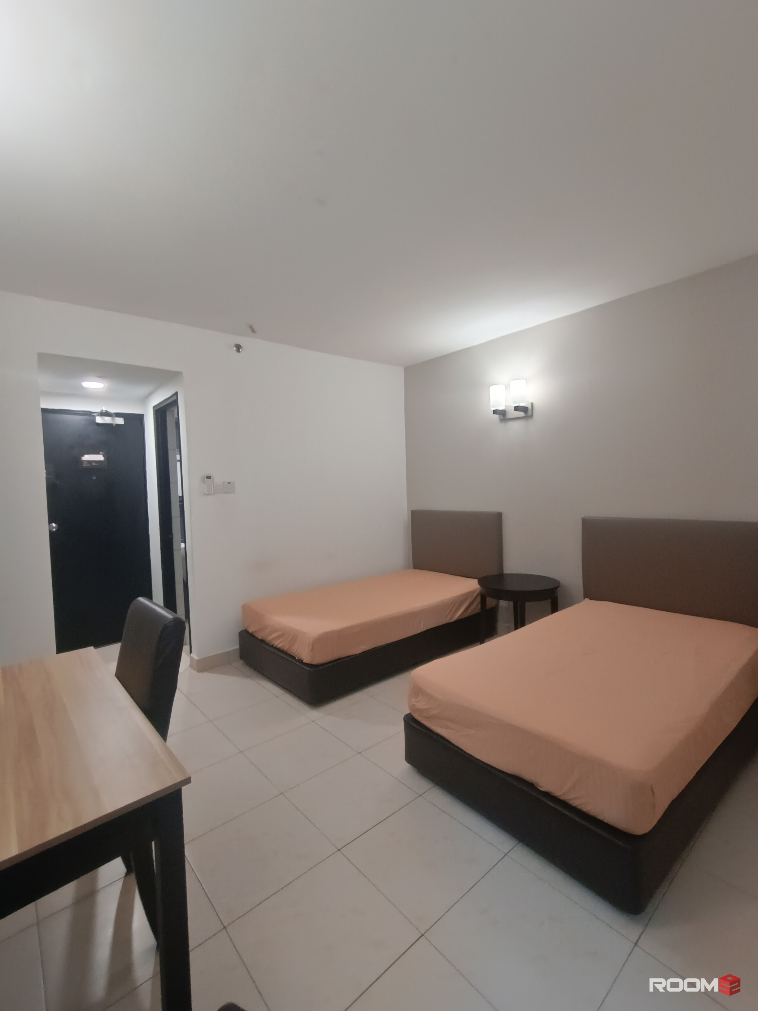 Clean & Comfortable Room for Rent — Move-In Ready