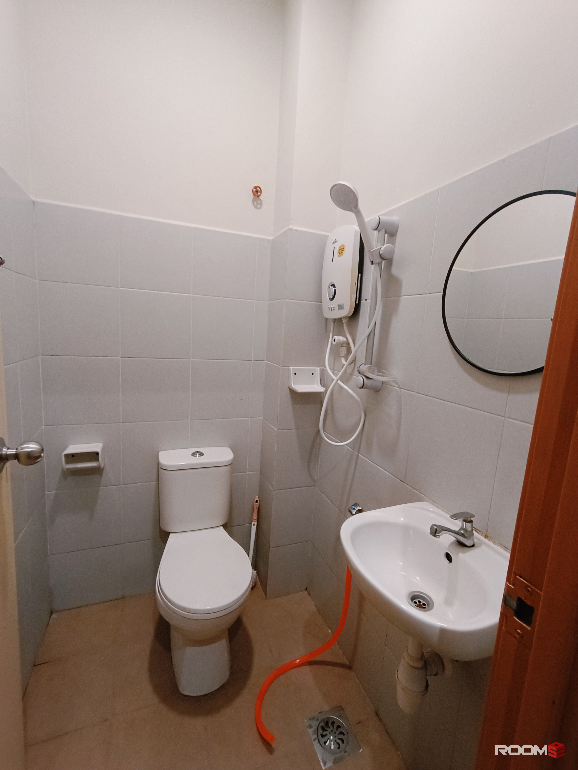 Budget-Friendly Room Without Compromising Comfort