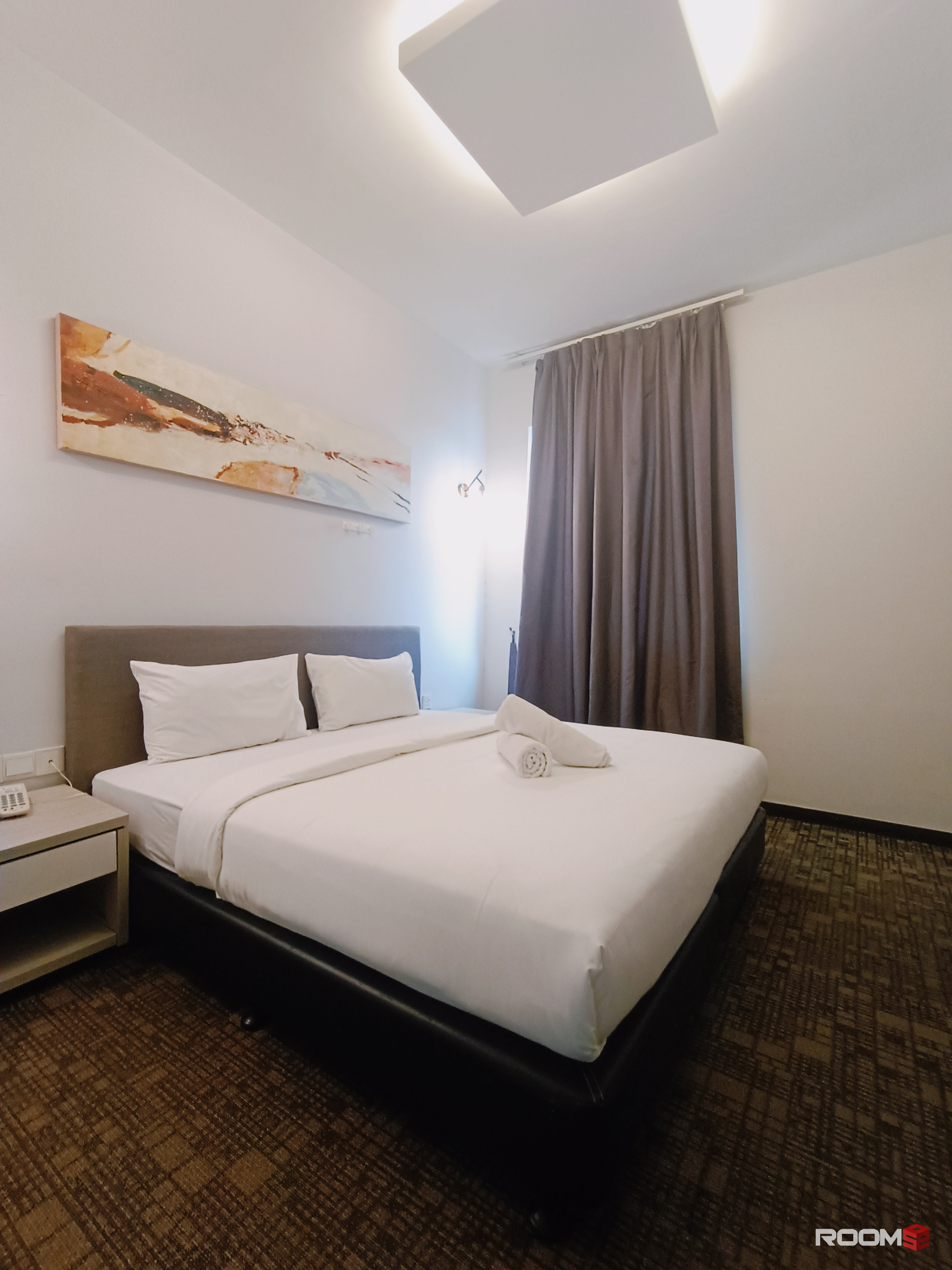 ✨ hotel-inspired room with a clean & modern setup