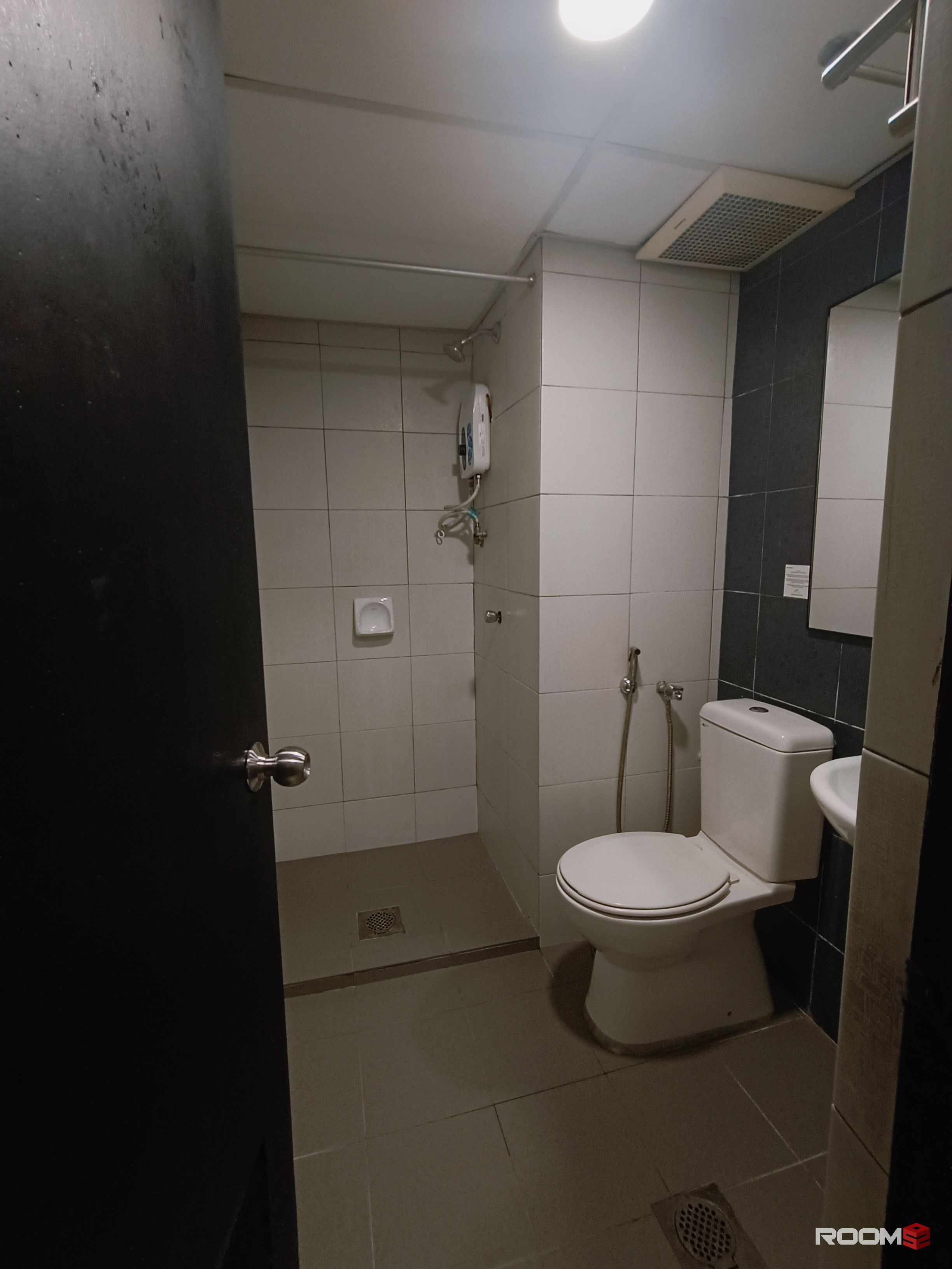 ✨ Why rent just a room when you can rent comfort?