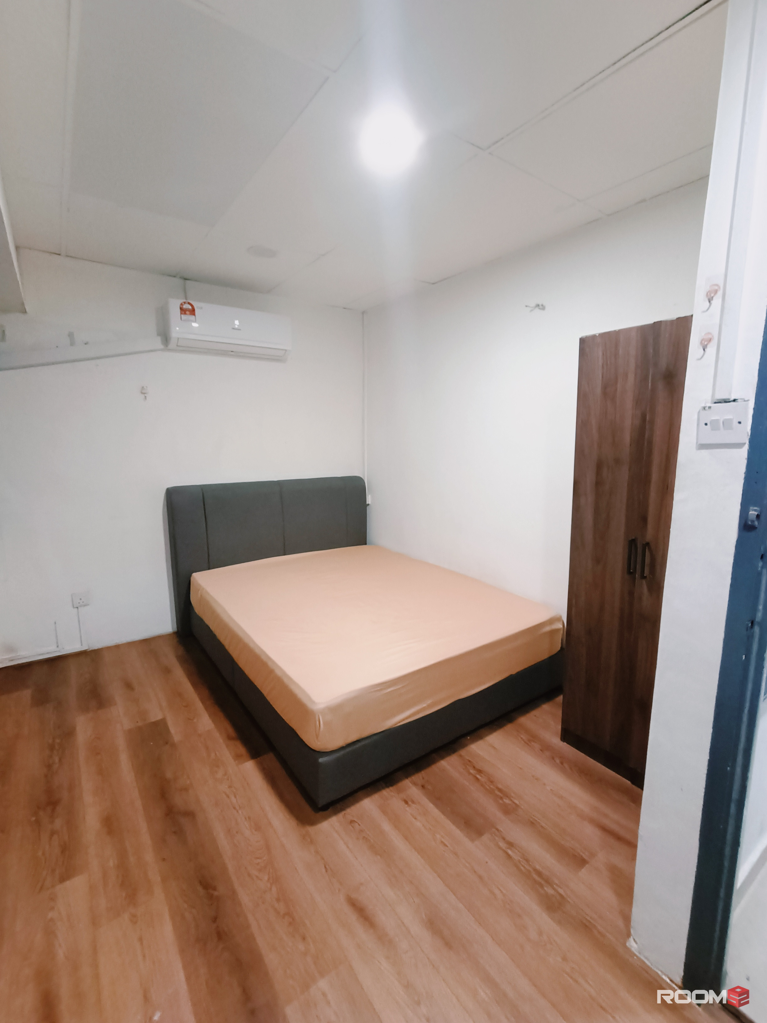 ✨📍Taman Pelangi  - Furnished, zero deposit, LIMITED room available for rent