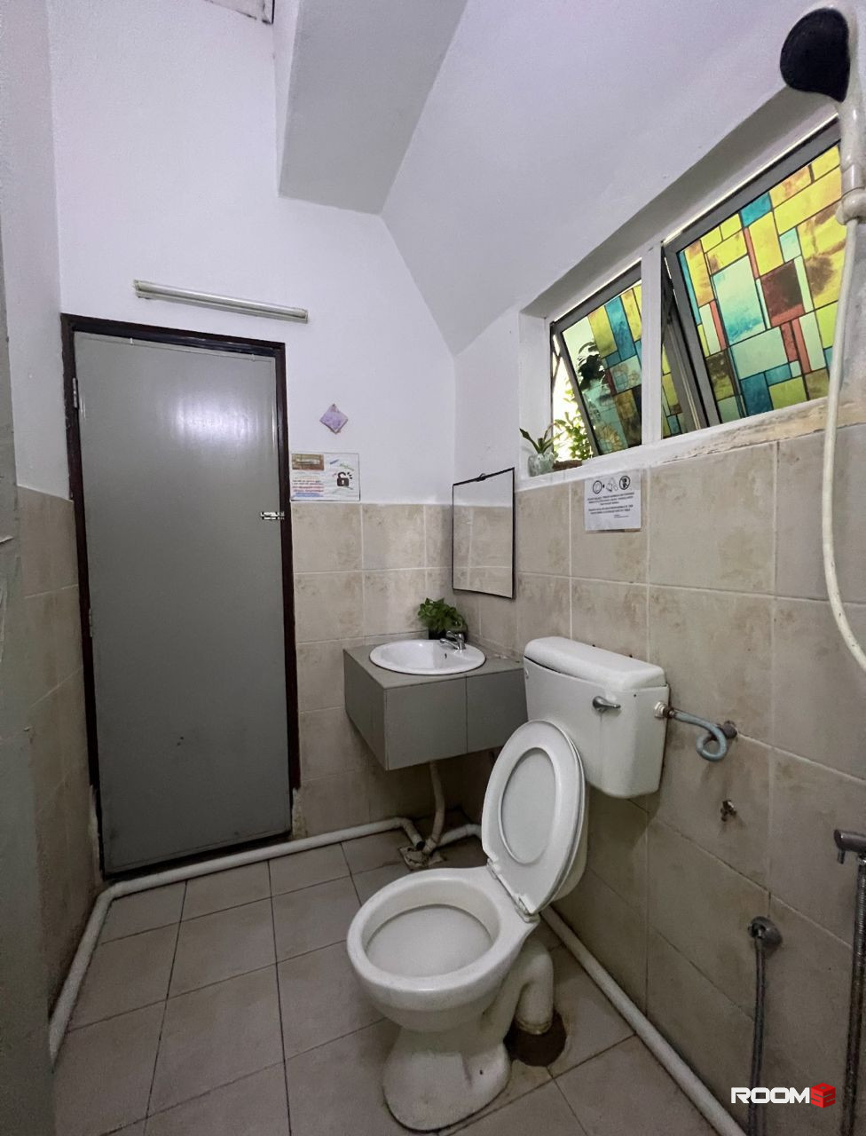 Room Near 🚝LRT Taman Bahagia - Single Female Room 🙆🏻‍♀️ at SS2@Zero Deposit💸