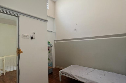 One Month Depo ❗ Non Sharing Room Rent at Kemuning Utama Shah Alam