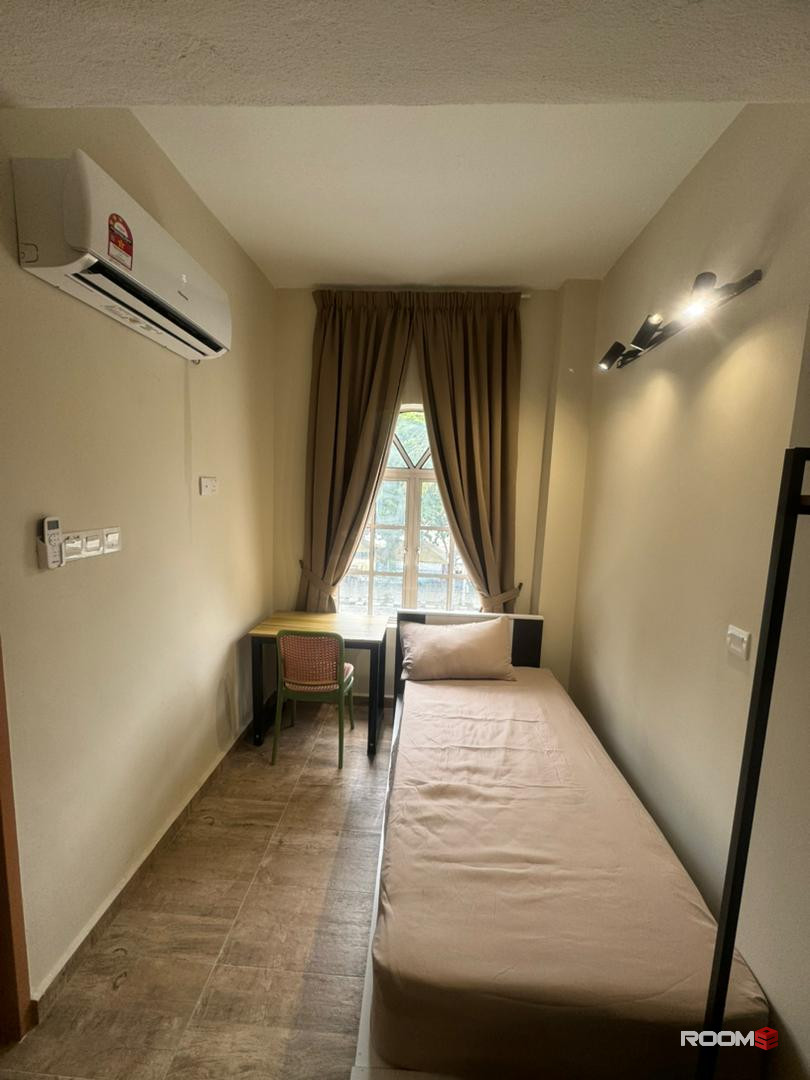 💰Zero Deposit Brand New Private Master Room❗️ 🚝 4 stops to KL Sentral (10 Mins only)❗️