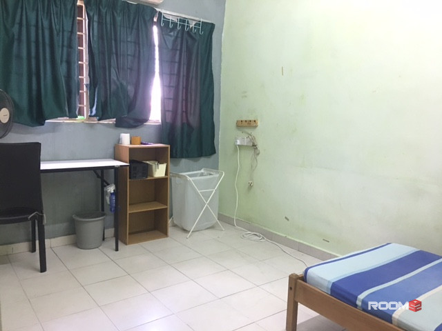SS15 Furnished Room with Private bathroom near Subang Square walk to LRT SS 15, Alpha, Inti i