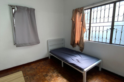 Comfy & Clean Room For Rent at SS4, Petaling Jaya