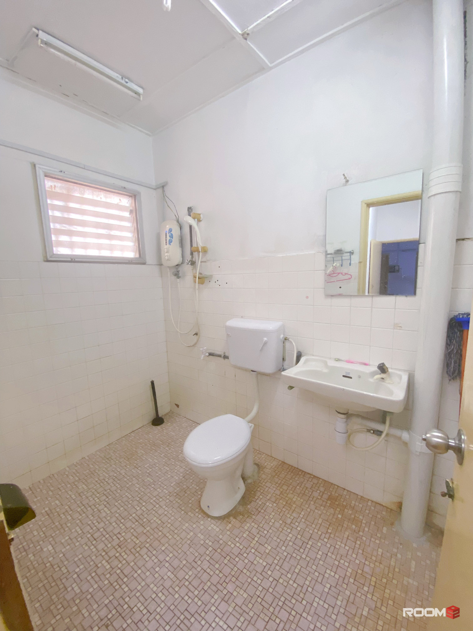 Available Master Bedroom at SS21, Zero deposit !
