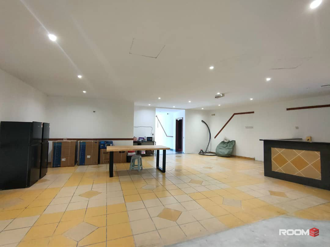 ❗ Furnished Single Room with Private toilet @Subang Permai