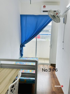 1 Mins Walking Distance To Taman Paramount LRT Station