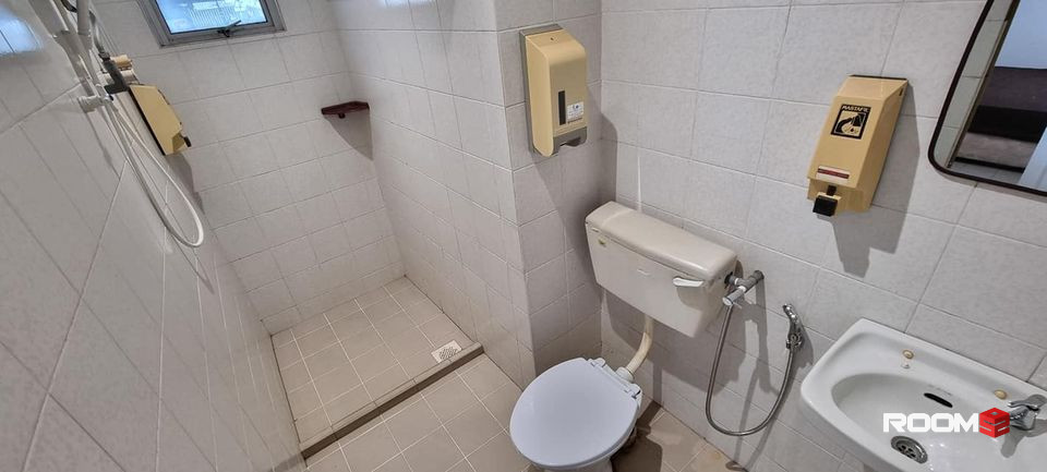 Walking Distance 🚶‍♀️To Imazium 😎 Affordable Room Rental with No Deposit