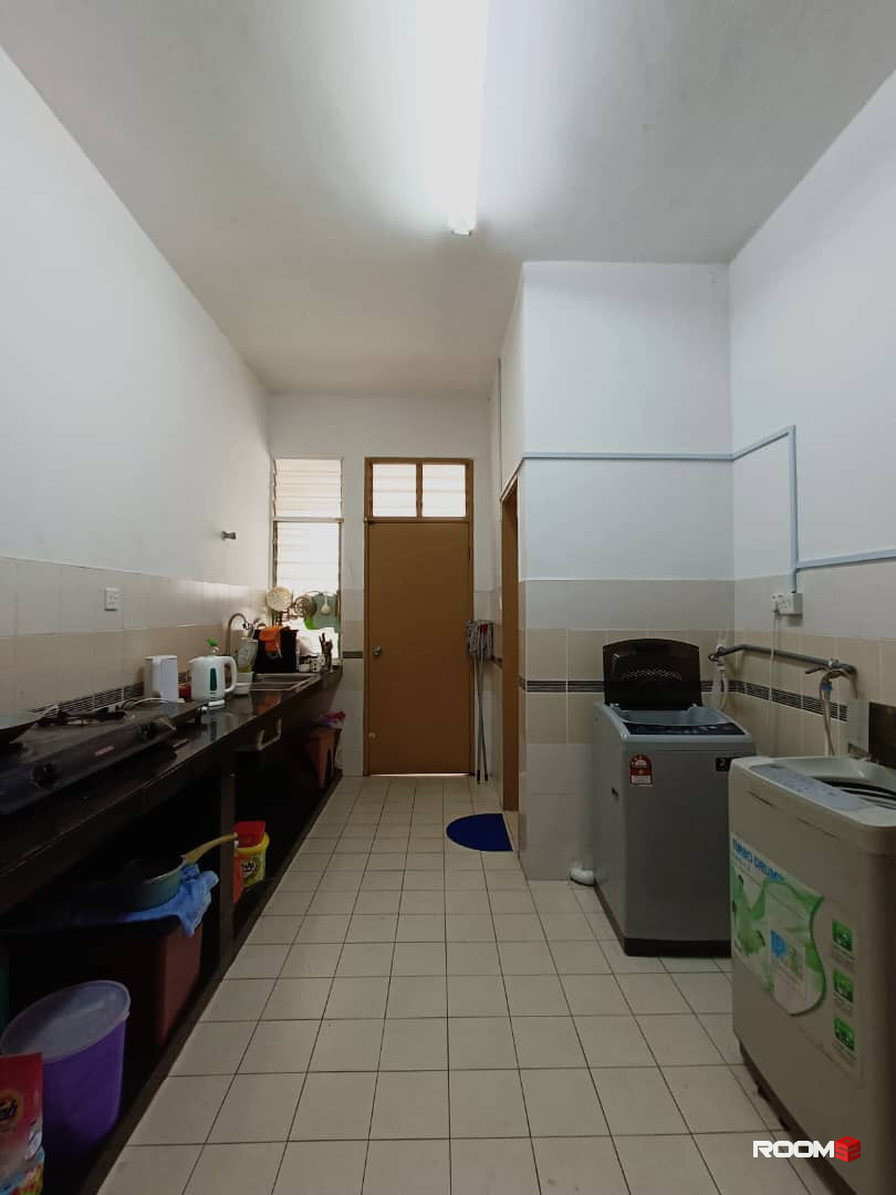 Ramadan Promo 🕌 Room for Rent + Air-Cond at Setia Alam near Setia City Mall, Taipan