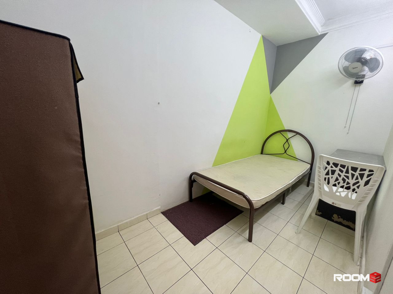 💥💥👧👧FEMALE UNIT👧👧 MIDDLE ROOM Available at SS2 Petaling Jaya💥💥