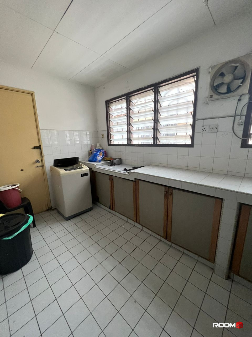 ✅🔥SS2 Area Medium Room For Rent , 5MinsDrive To SS2 DurianMan Stall And SS2 Park