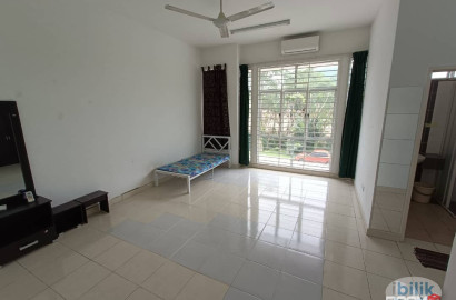 Room for Rent with Air-Cond ❄ @ Setia Indah near SCM, Top Glove
