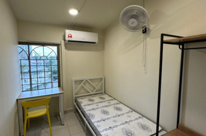 Furnished Female Unit Room for Rent at SS1