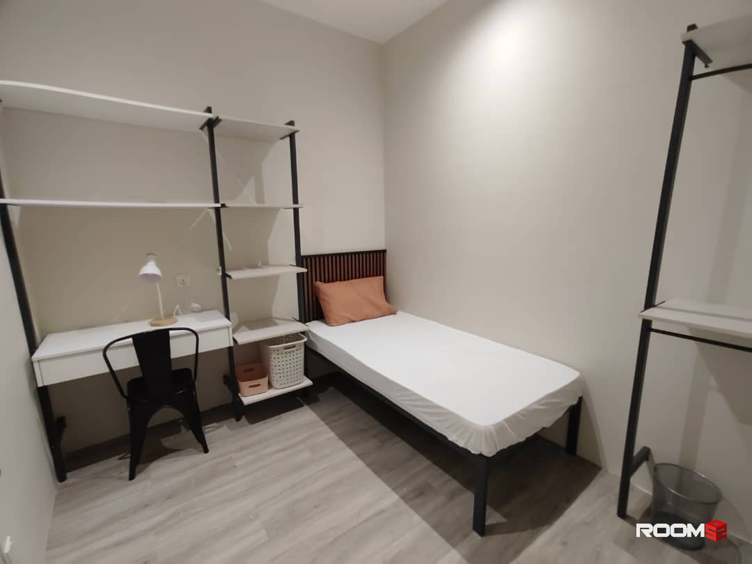 🔥0️⃣Zero Deposit✅🔥,USJ Area Single Room For Rent , Walking Distance To LRT USJ21 , Co Living Space , Move In Ready