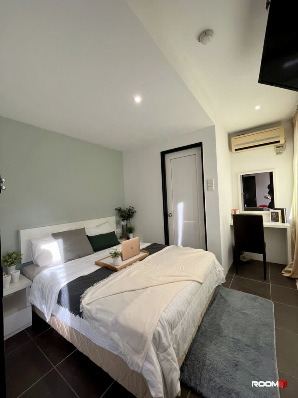 ZERO DEPOSIT HOTEL ROOM FOR RENT (DAMANSARA PERDANA AREA)