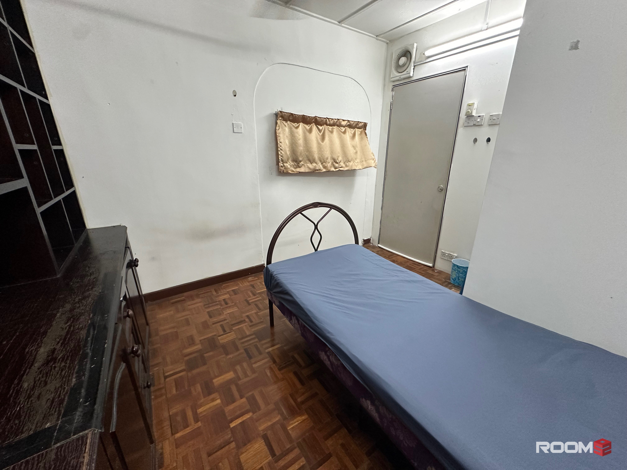 Low Depo 🛌 Furnished Room For Rent with Air-Cond at subang