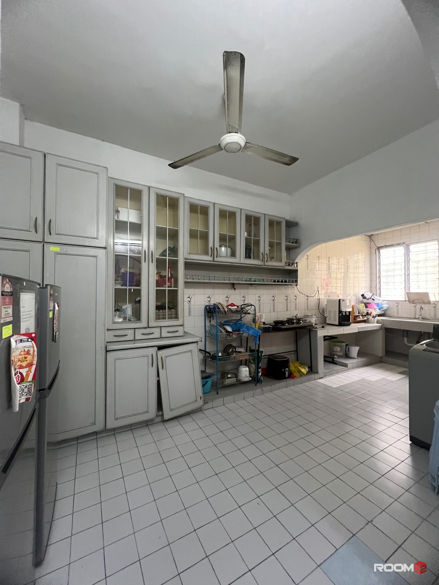 Low Depo 🛌 Furnished Room For Rent with Air-Cond at subang