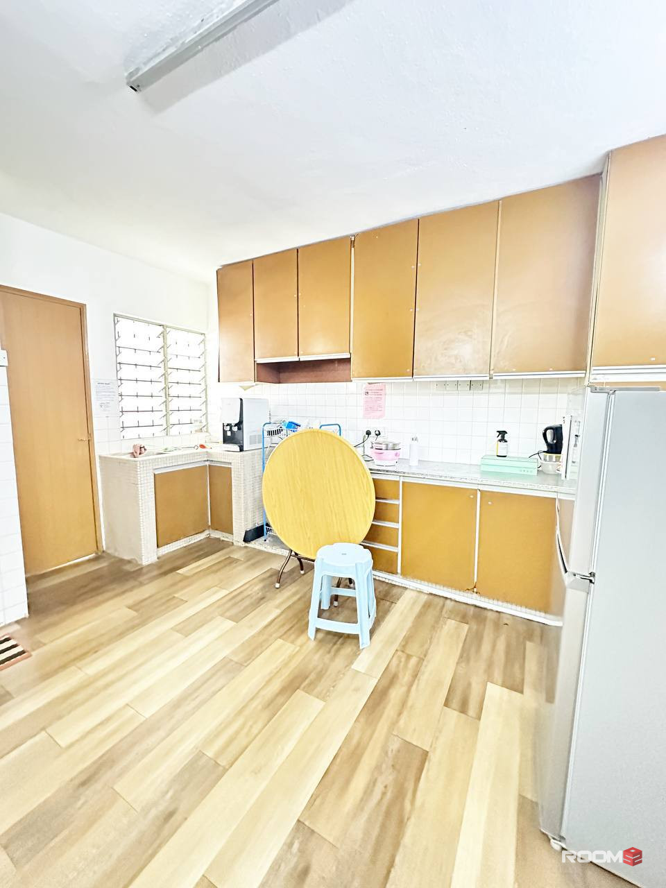 🟣 Atria waking distance single room terrace house