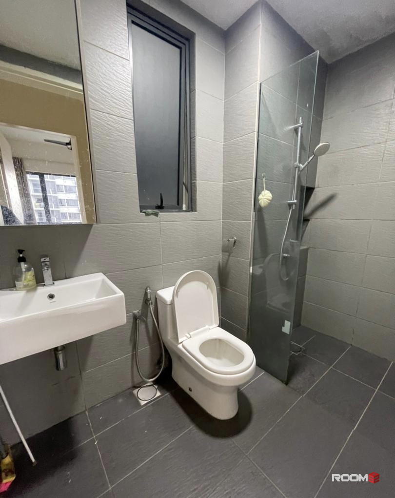 Fully Furnished 🤩 Master Room w AMAZING VIEWS ⭐️ 10 min to Sunway Pyramid & Mid Valley ✅ @ The Petalz, OKR