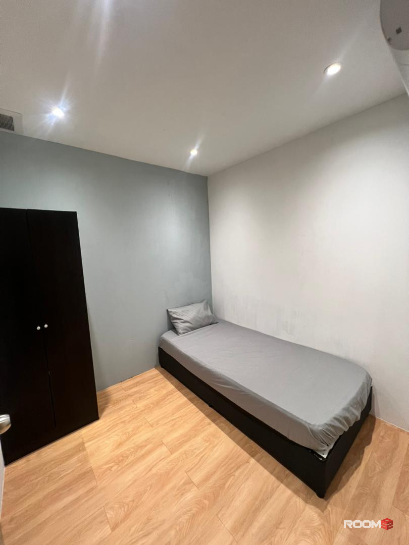 ✨Ready Move In Fully Furnished Single Room With sharing toilet🤡