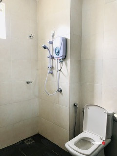 1 Mins Walking Distance To Taman Paramount LRT Station