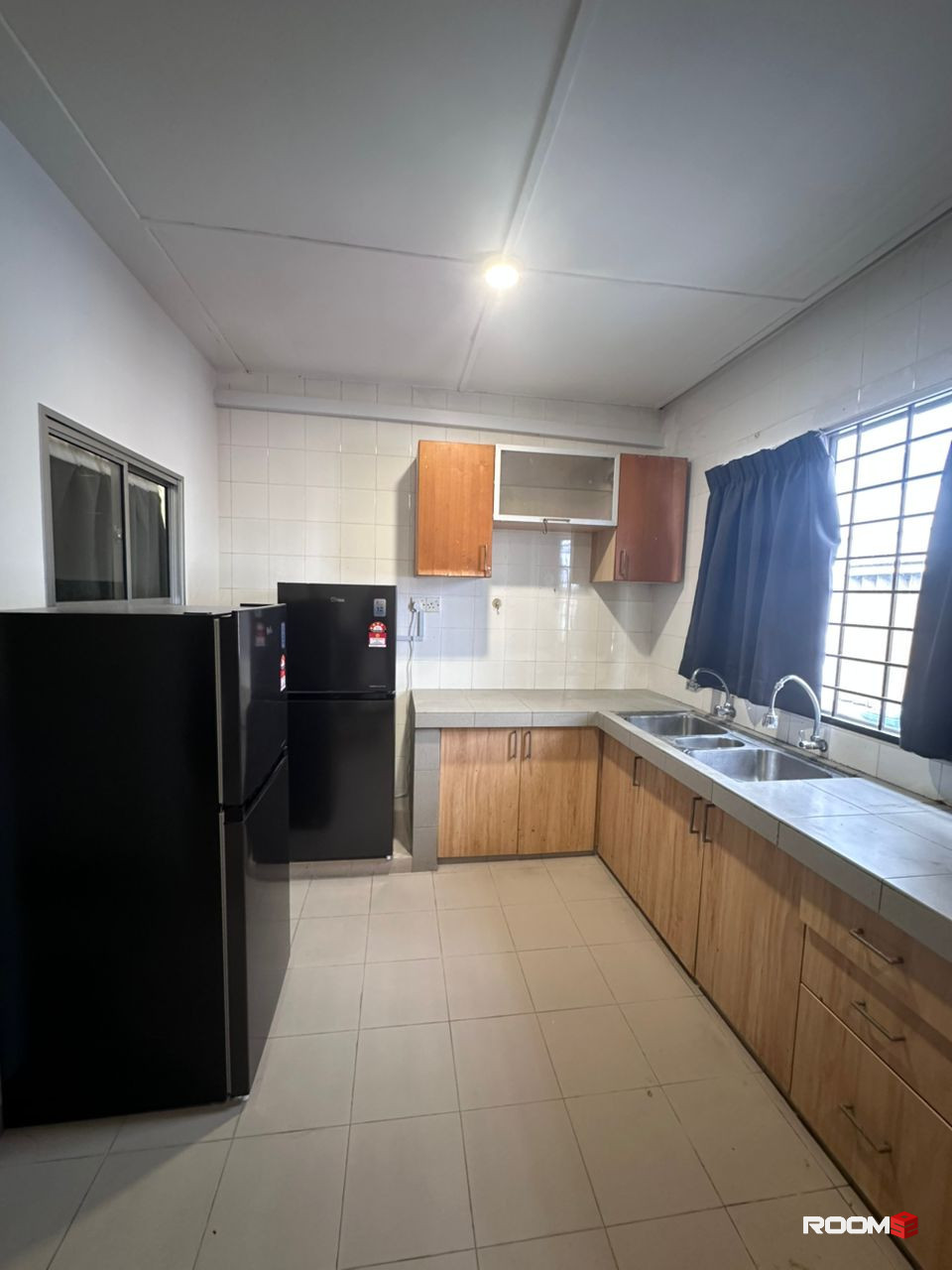 SECTION 19, PETALING JAYA, FEMALE UNIT TO RENT, ZERO DEPOSIT