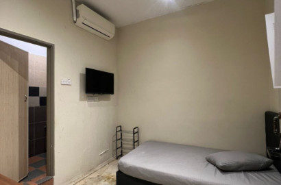 Working place in Paradigm Mall 🛍️? Fully Furnished Room attached private bathroom 💯RM0 Deposit