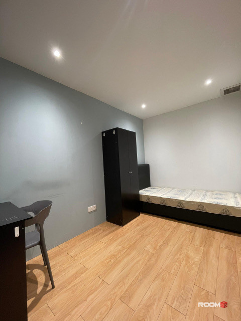 0️⃣Deposit, Hostel Room for rent at PJ Kelana Jaya, 🚗 7 mins Drive to LRT Kelana Jaya, 🚗7 mins Drive Paradigm