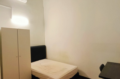 🏡💥READY TO MOVE IN 🎀BANDAR UTAMA MIDDLE ROOM FOR RENT 🎏🎏NEAR CENTRE POINT BU 🎀