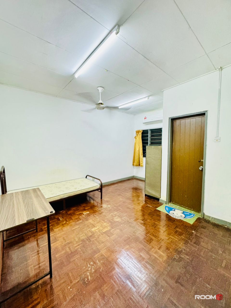 Single Room at Damansara Kim, 8minswalk to TTDI MRT Station👻🔁