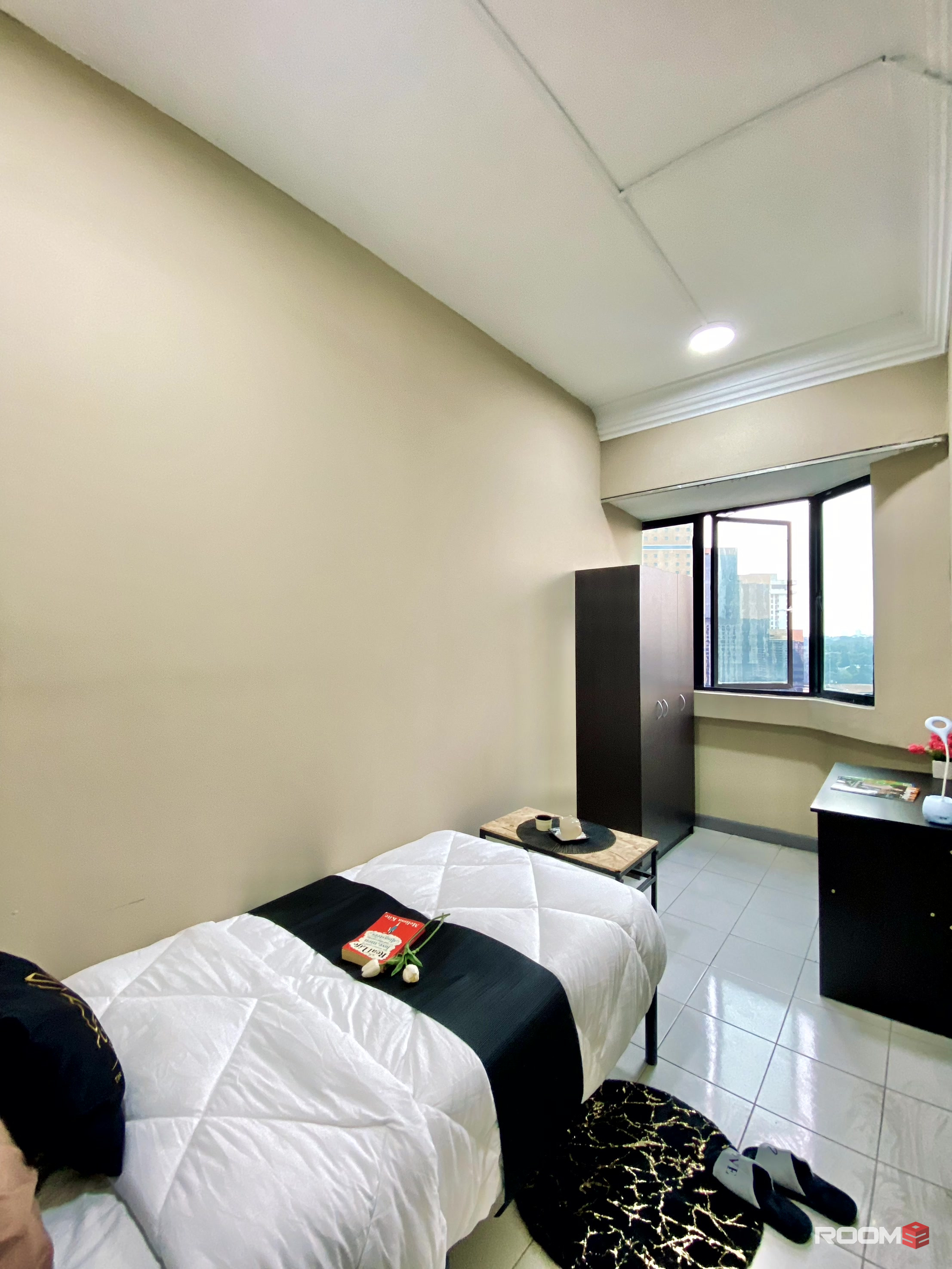 ZERO DEPOSIT✅🔥[SINGLE ROOM] Only 1 mins walk to LRT PWTC Station & Sunway Putra Mall [KL City Centre Area] 🚄 🏤