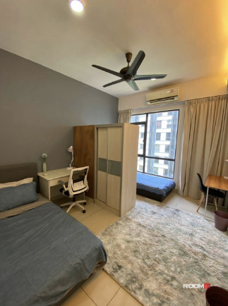 [🙋‍♀️Female Unit] Budget Shared Room w free cleaning📍Utropolis Glenmarie, Shah Alam