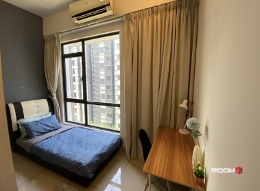 [🙋‍♀️Female Unit] Budget Shared Room w free cleaning📍Utropolis Glenmarie, Shah Alam