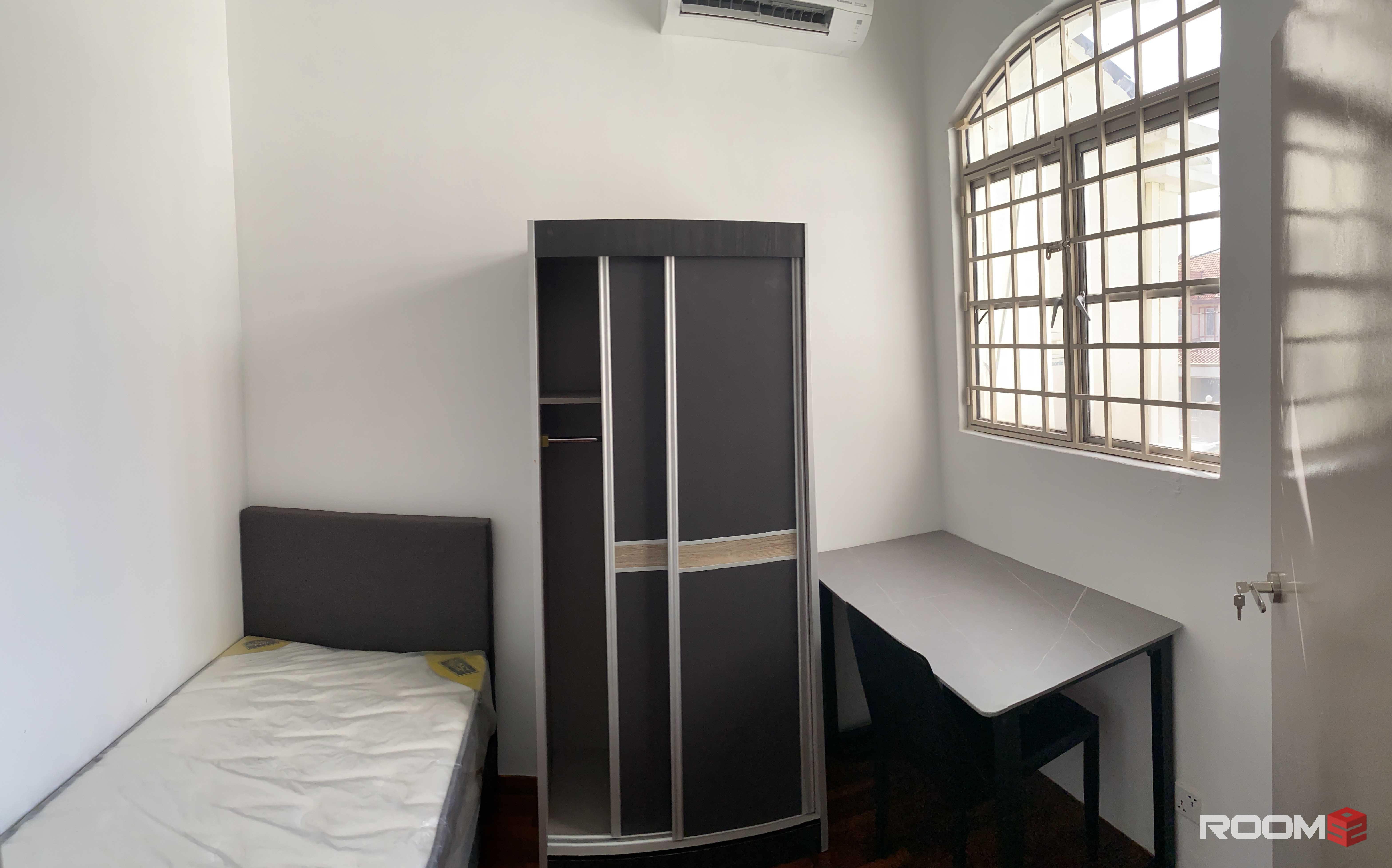 USJ 11 Female Single Room for Rent
