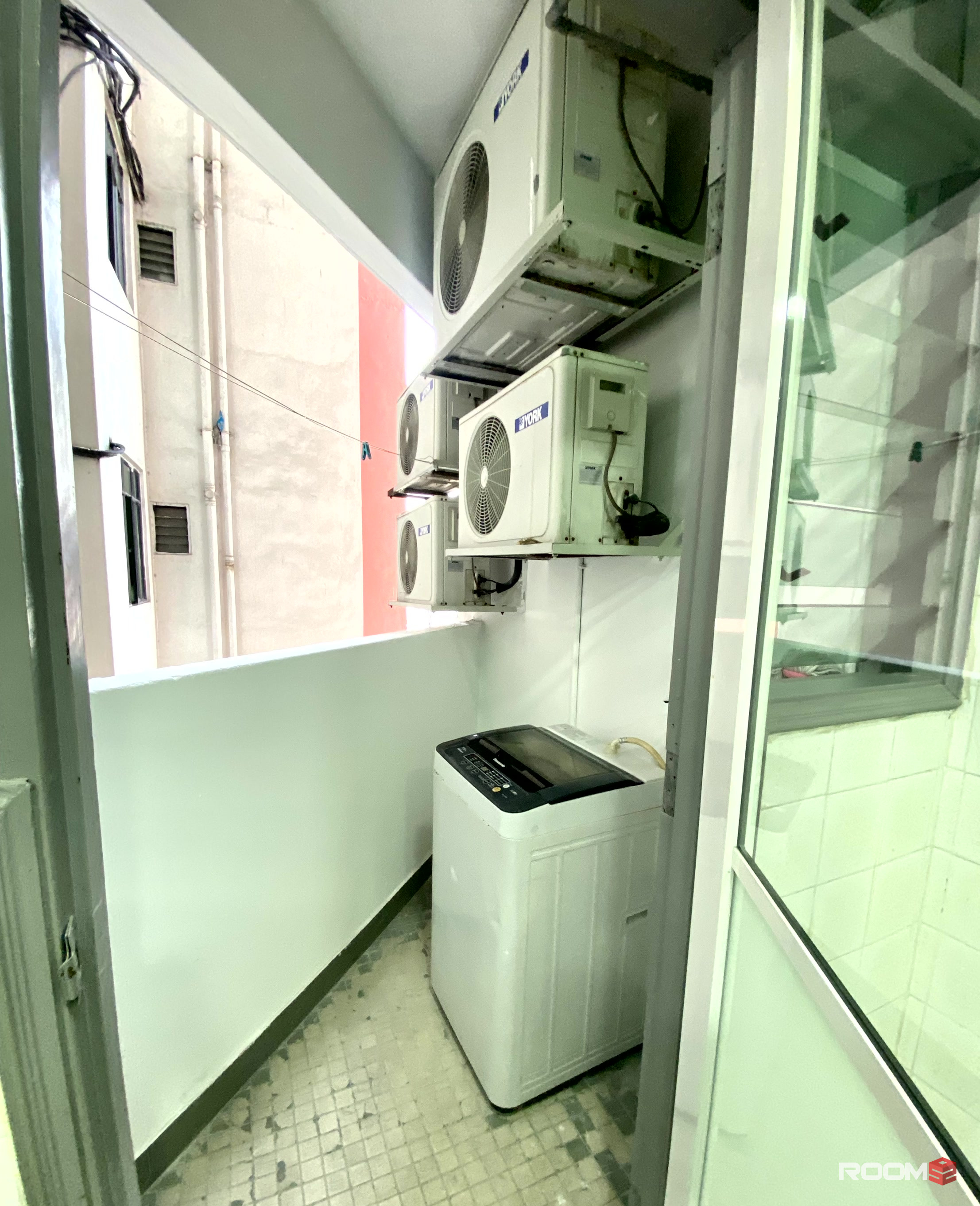 1 MONTH DEPOSIT ONLY✅🔥[SINGLE ROOM] Only 1 mins walk to LRT PWTC Station & Sunway Putra Mall [KL City Centre Area] 🚄 �