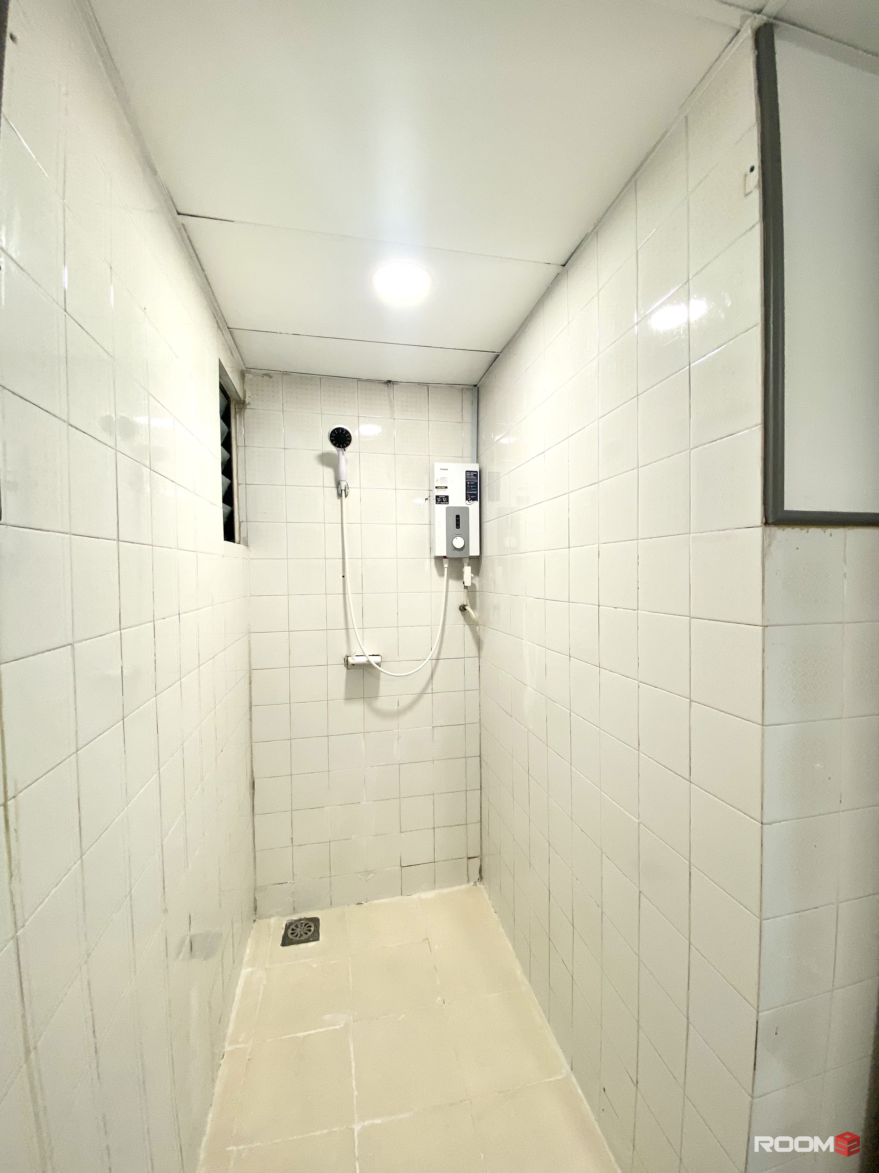 [SINGLE ROOM] 3 Mins walk to LRT PWTC & Sunway Putra Mall @PWTC [KL City Centre Area]