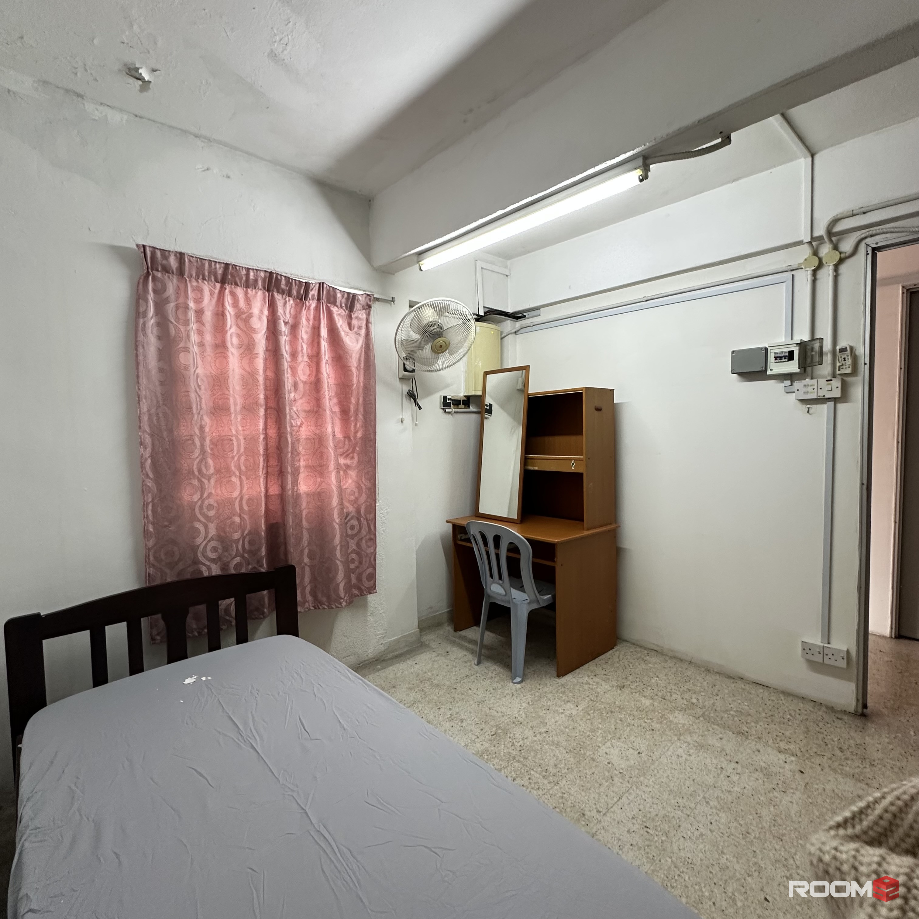 FEMALE UNIT ‼️MOVE IN IMMEDIATELY WITH ZERO DEPOSIT ‼️SINGLE ROOM @SS15