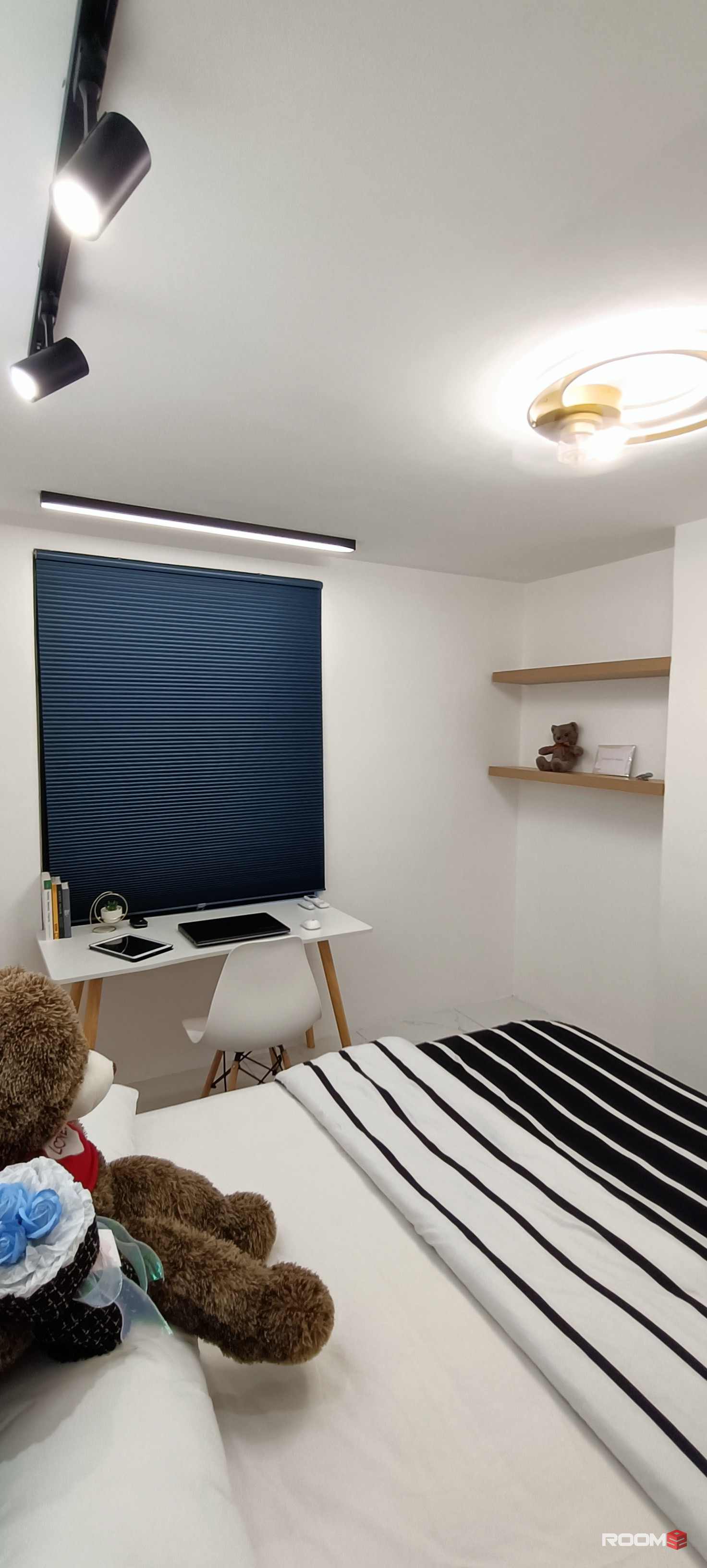 [Middle Room] Near Sunway/Icon City/Paradigm Mall/Kelana Jaya/SS2/SS3