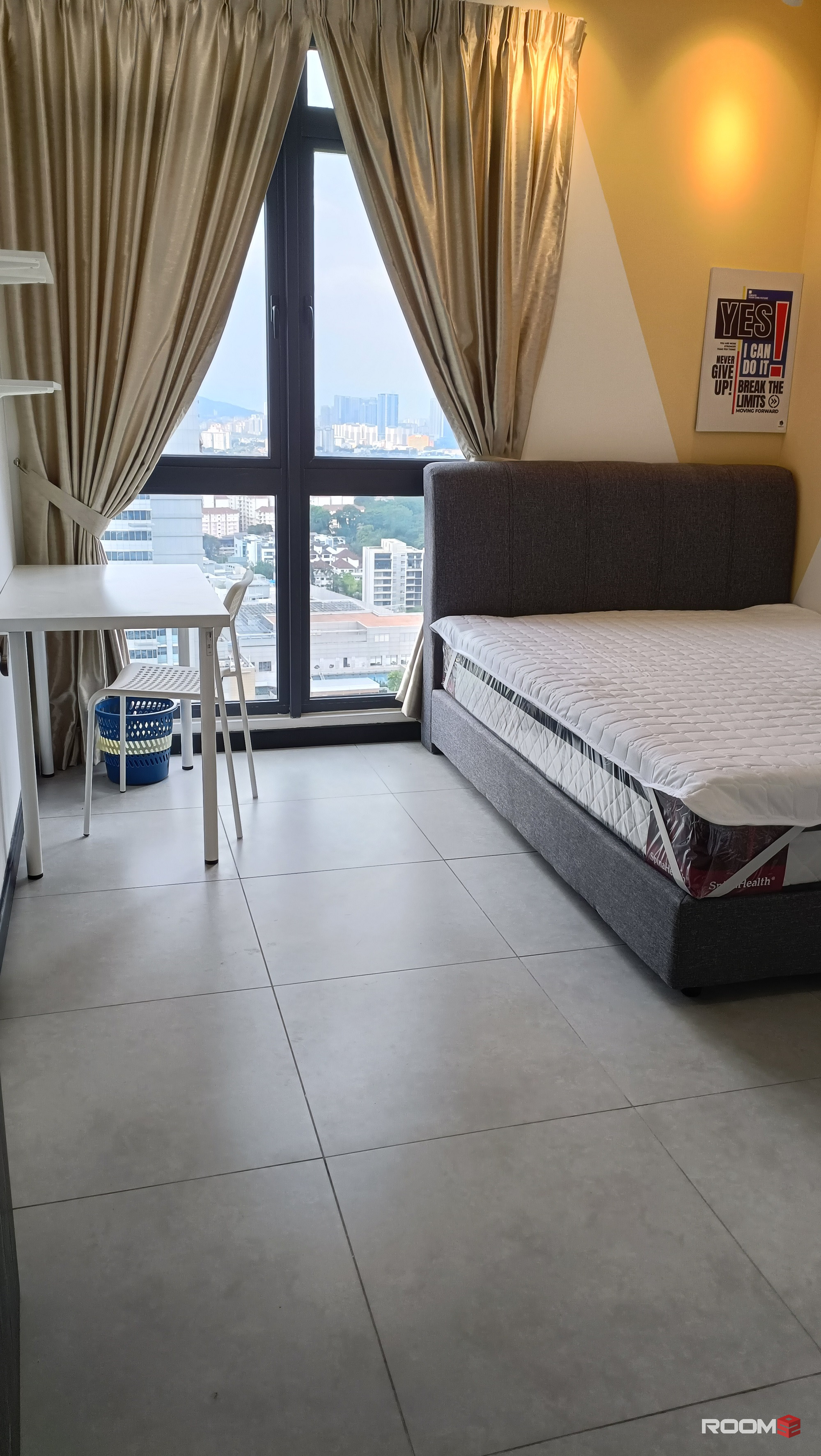 Medium Room Neu Suite Ampang Hilir Brand News Furnish❗ Near Gleneagles 🏥 & LRT! 🚄‍️