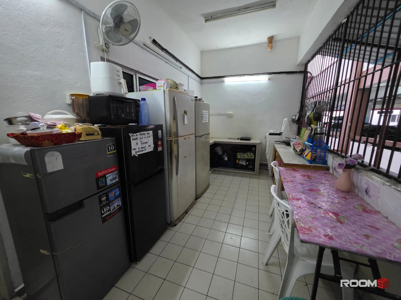 Single Room RM490 @ Ara Damansara