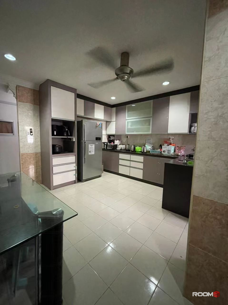 ❗❗❗WHY KEEP SCORLING❓❓❓SUPER LOW DEPOSIT📣📣📣MIDDLE ROOM AT SS2 PETALING JAYA🎆🎆🎆